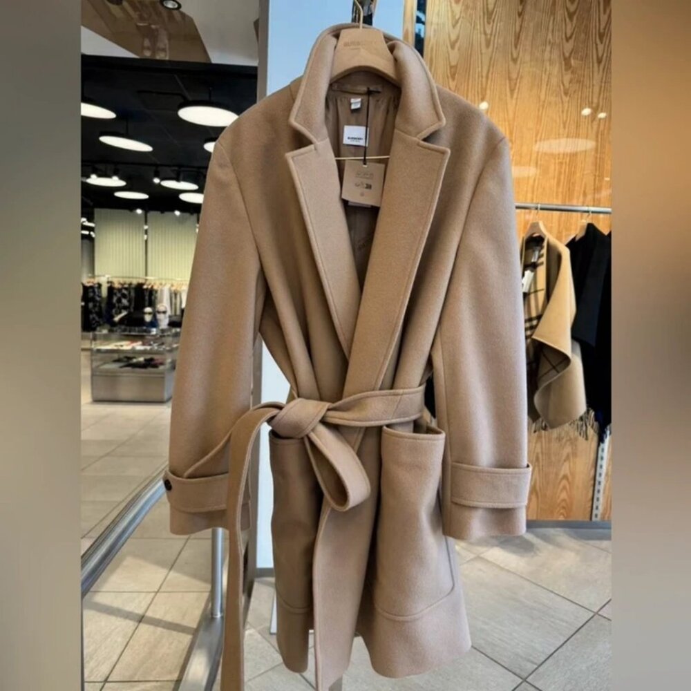 Burberry wool coat NWT 1650$